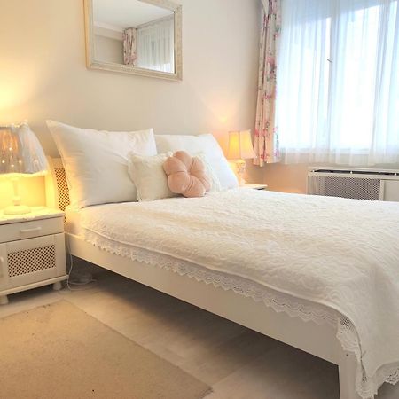 Strandfuerdo Apartman Eger Ngoại thất bức ảnh